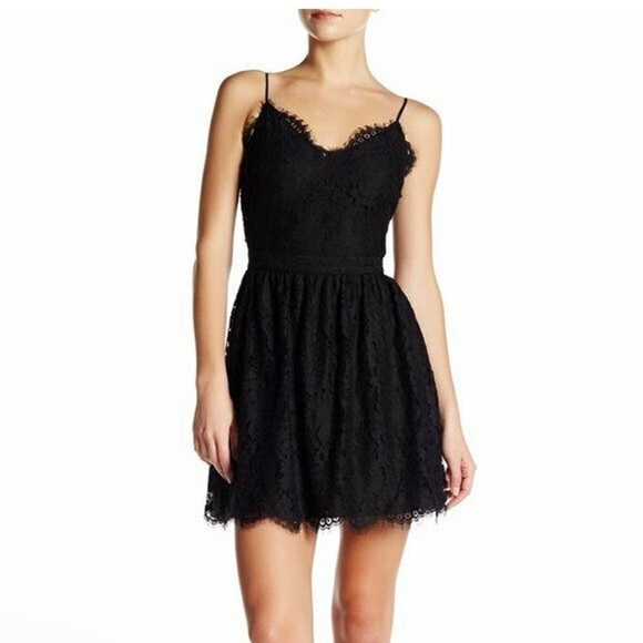 Joie Hudette B Black Lace Dress - Picture 3 of 10